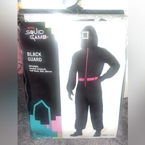 SQUID GAMES COSTUME Black Guard Hooded Jumpsuit Costume